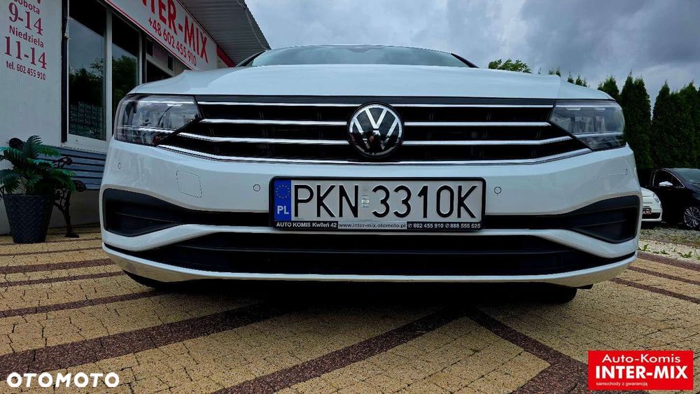 Volkswagen Passat - 20