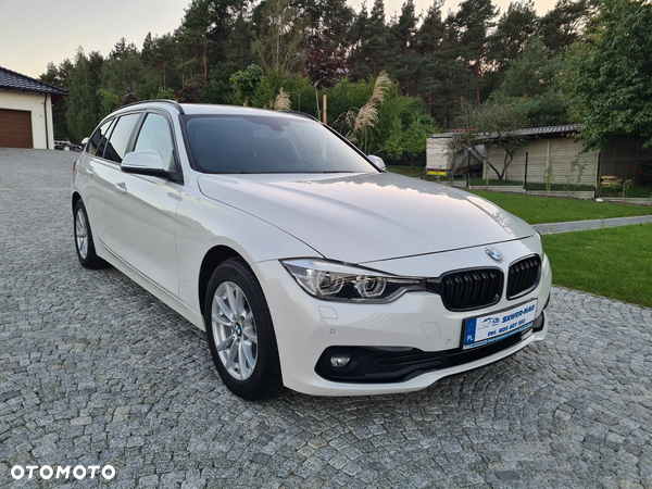 BMW Seria 3 318d Sport Line Shadow