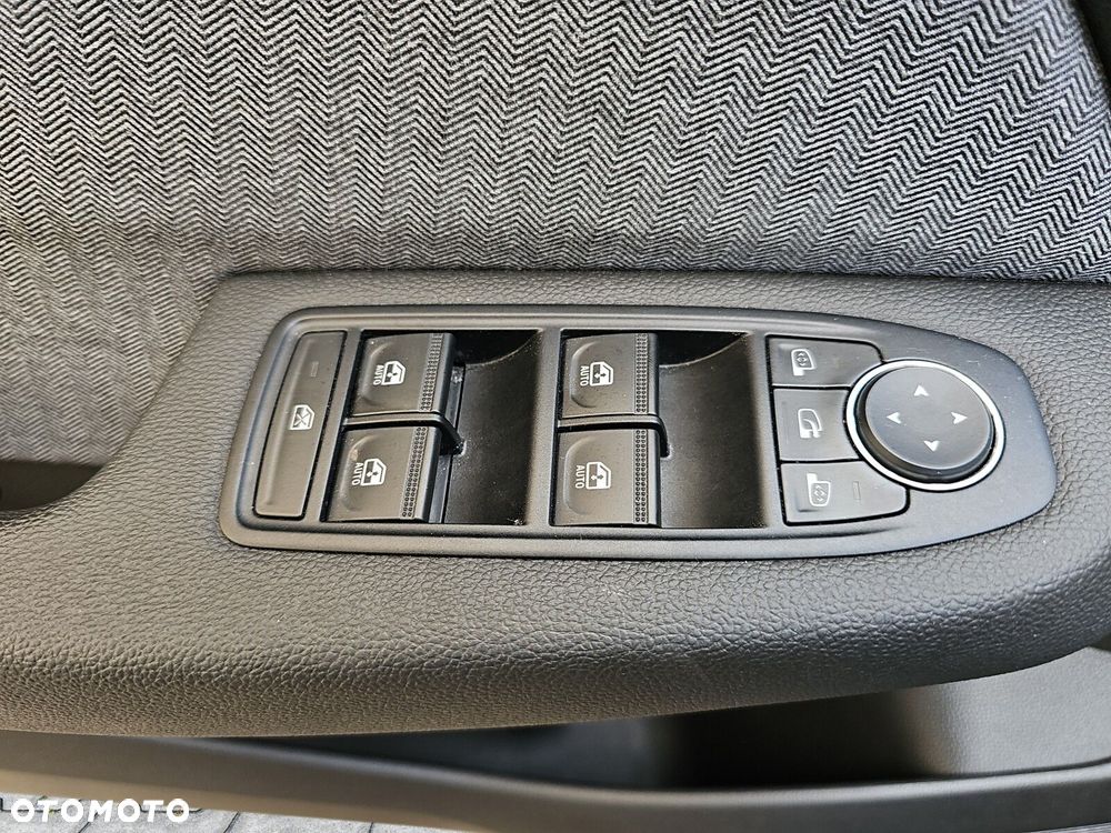 Renault Clio - 19