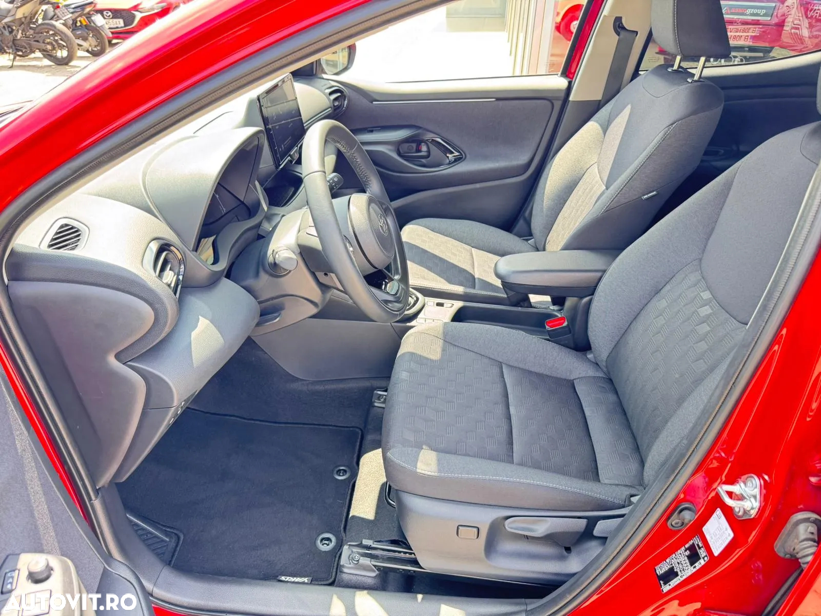 Toyota Yaris 1.5 116 CP HEV Dynamic - 11