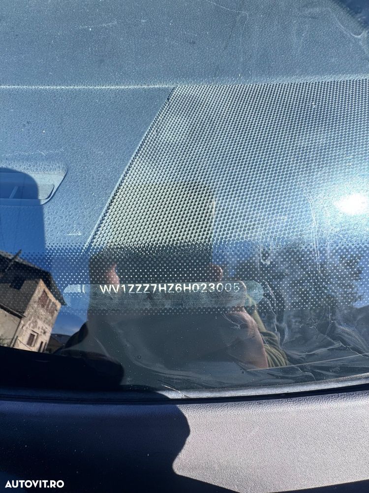 Volkswagen Transporter - 24