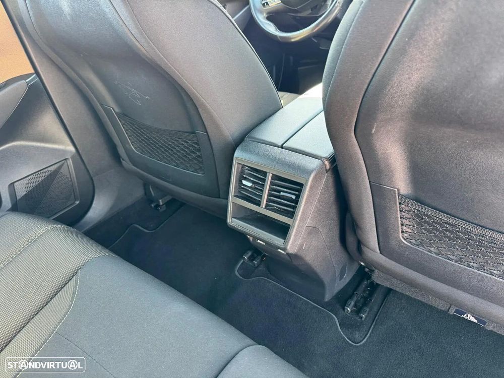 DS DS7 Crossback 1.5 BlueHDi Performance Line EAT8 - 19