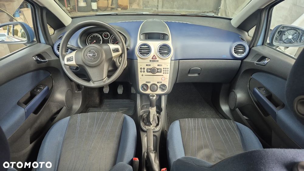 Opel Corsa 1.2 16V Color Edition - 4