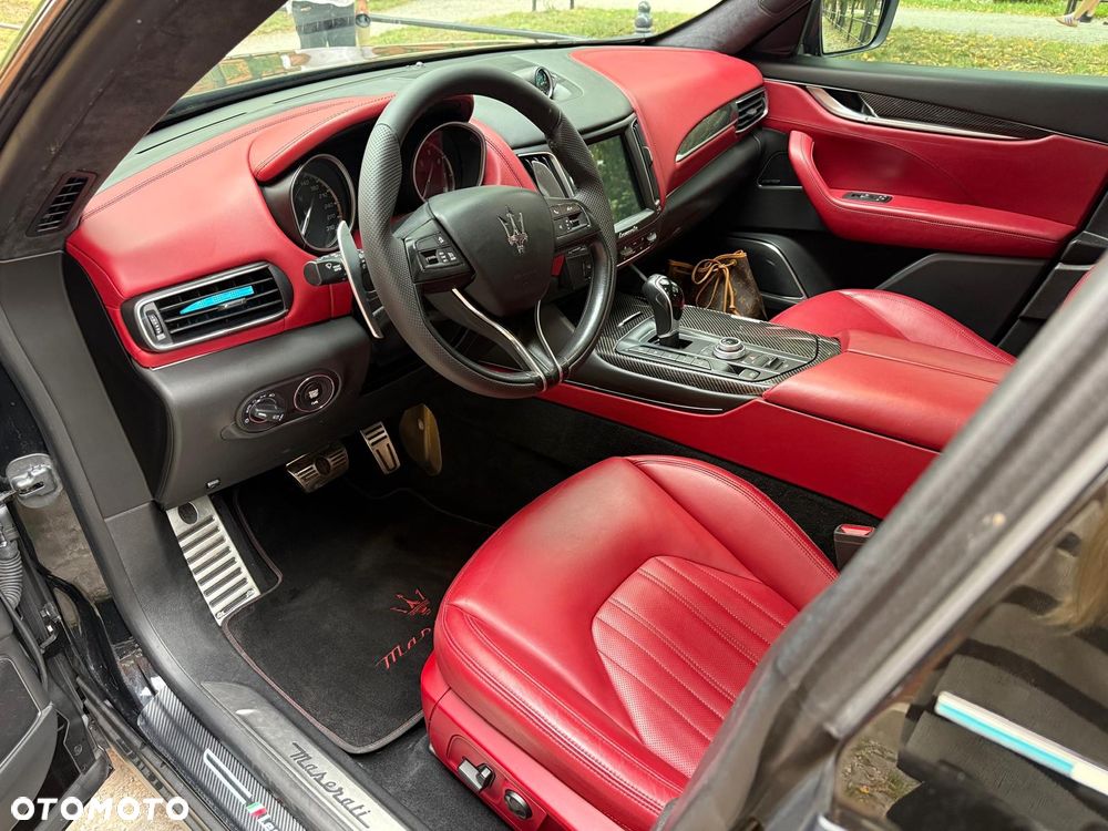 Maserati Levante Modena S - 24