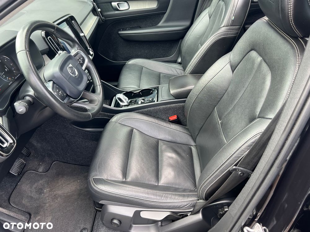 Volvo XC 40 D3 AWD Momentum Pro - 13