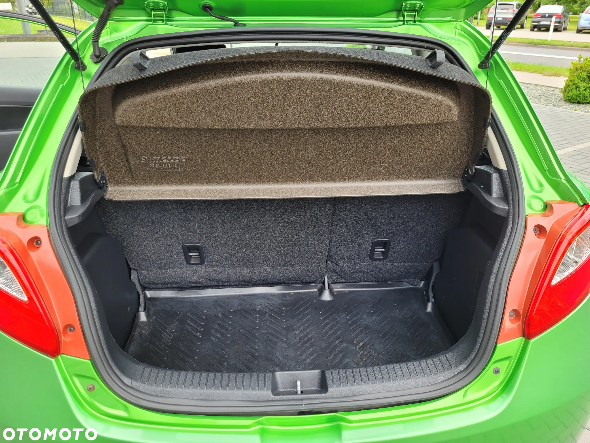 Mazda 2 - 14
