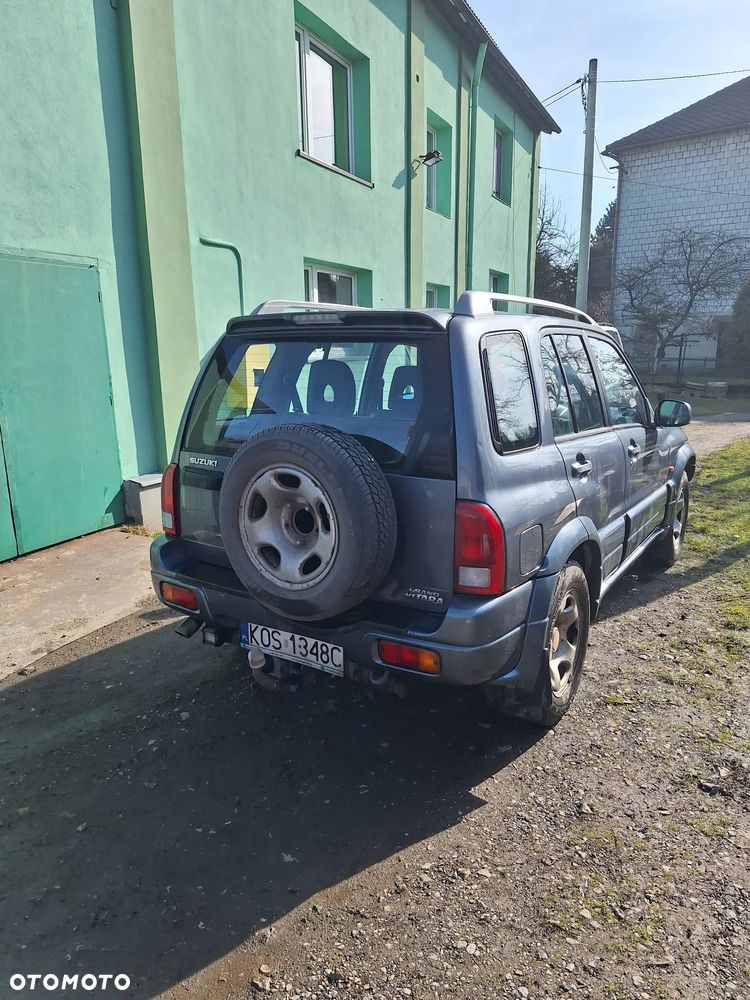 Suzuki Grand Vitara 2.0 - 3