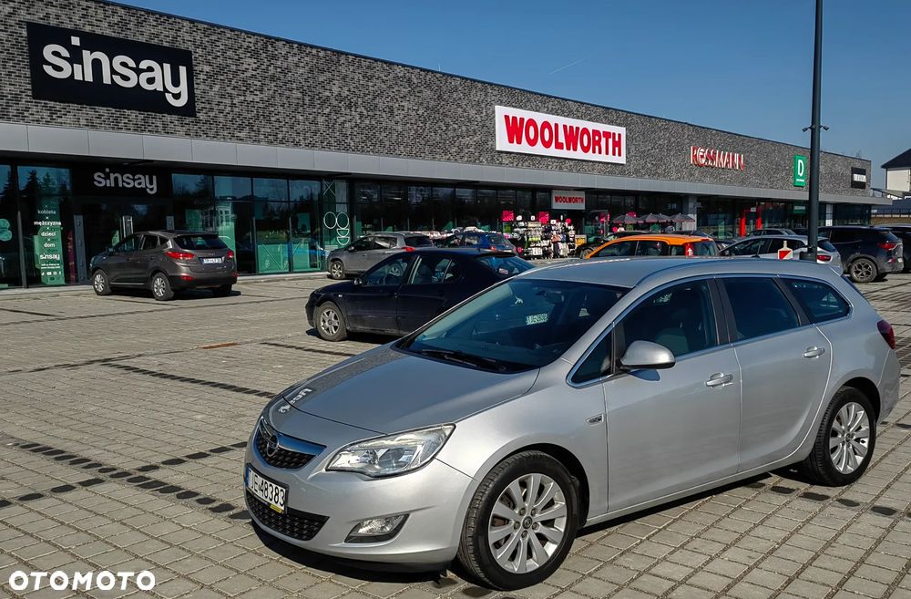Opel Astra 1.7 CDTI Cosmo - 11