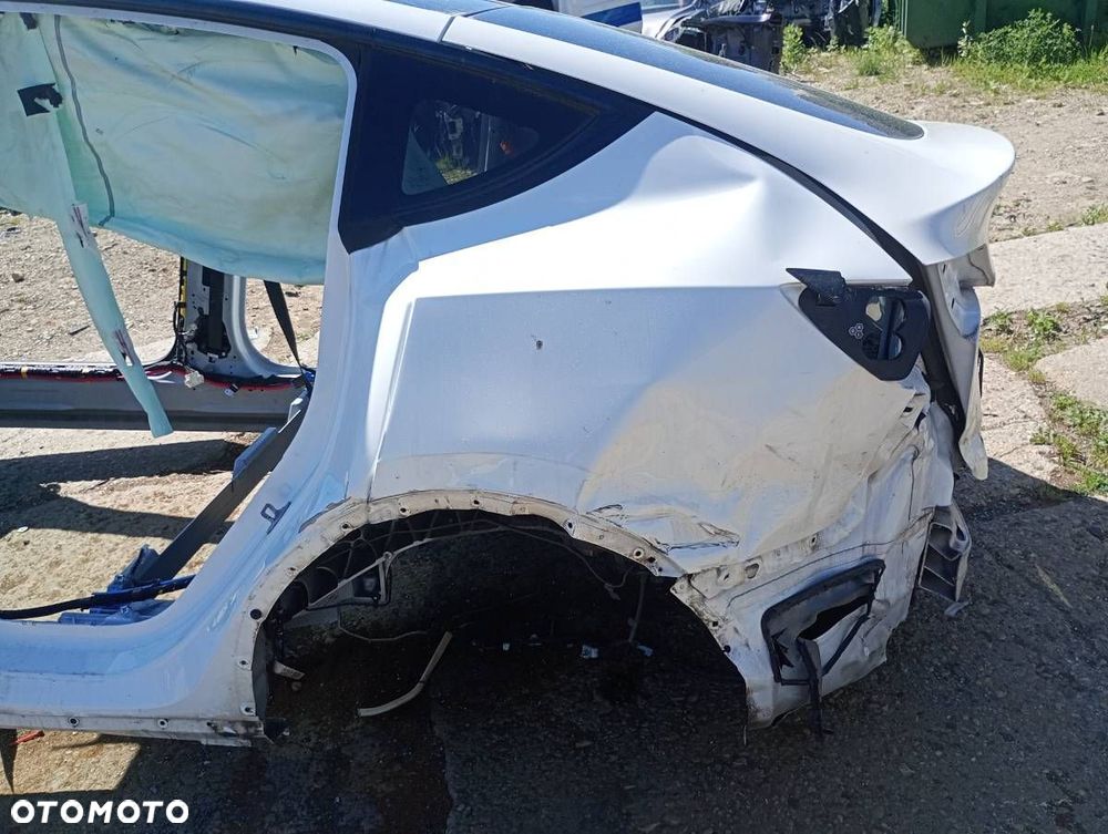 KAROSERIA ĆWIARTKA BŁOTNIK PRÓG DACH PODŁUŻNICA  TESLA MODEL Y (5YJY) 2019 - 2022 EV 235 kW - 9