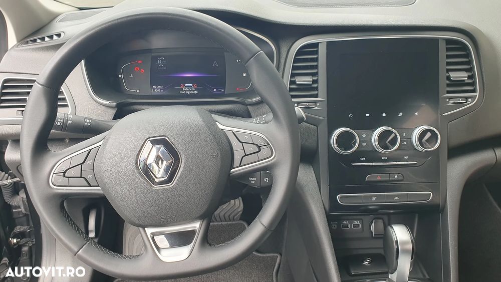 Renault Megane BLUE dCi 115 EDC INTENS - 32