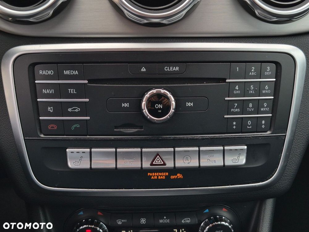 Mercedes-Benz GLA - 31