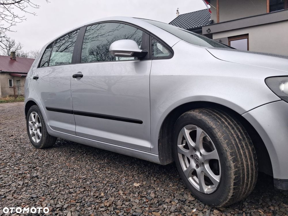 Volkswagen Golf - 14