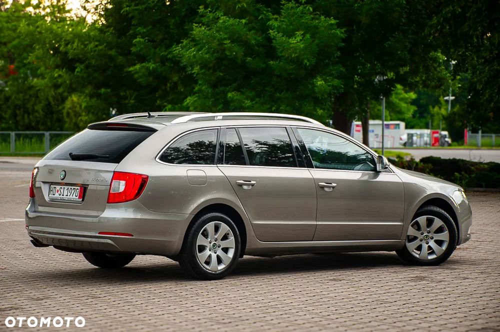 Skoda Superb 1.8 TSI Ambition - 13