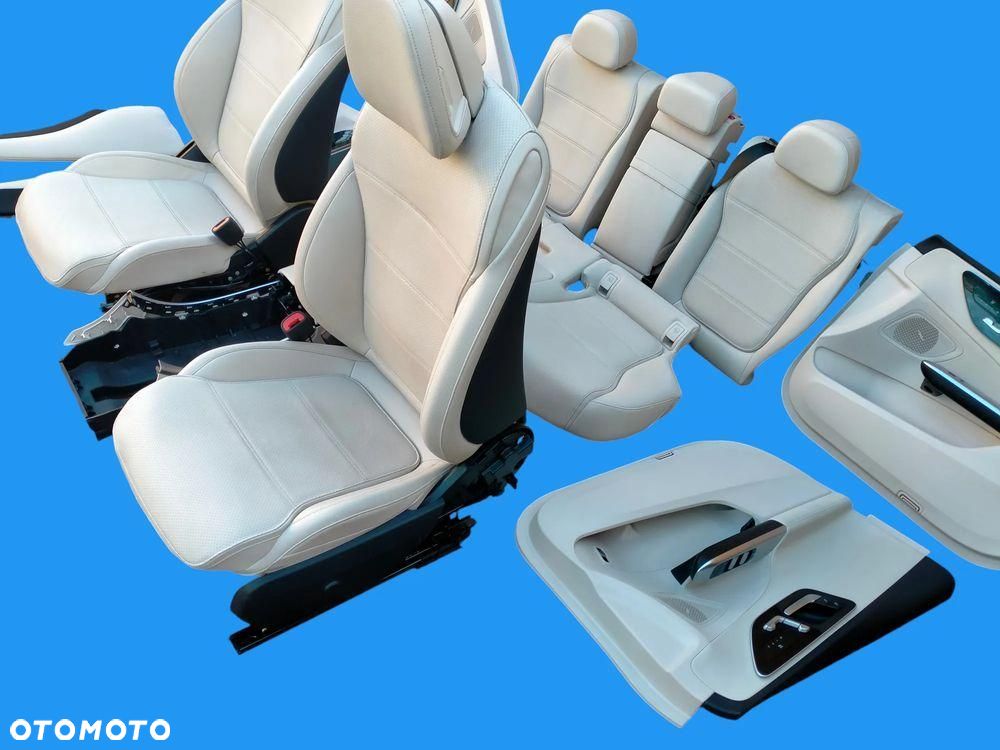 Mercedes W206 SEDAN AVANTGARDE Fotele Przód Kanapa Boczki Drzwi Tapicerki - 4