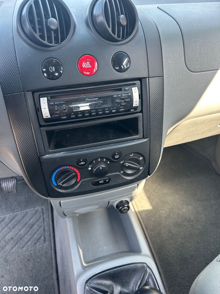 Chevrolet Kalos 1.2 SE - 15