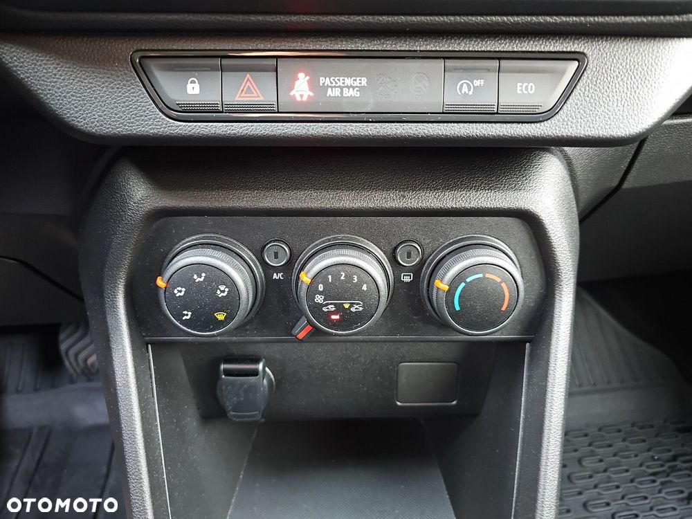 Dacia Sandero - 24