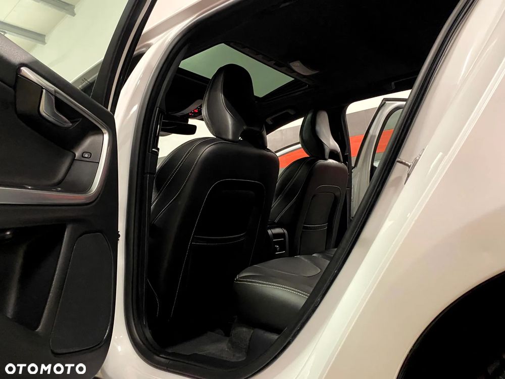 Volvo V60 D3 Inscription - 25