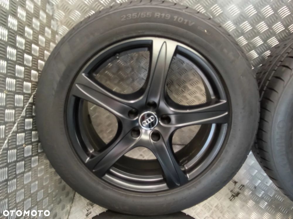 Koła Audi Q5 SQ5 7,5Jx19 et33 5x112 7,7 mm - 4