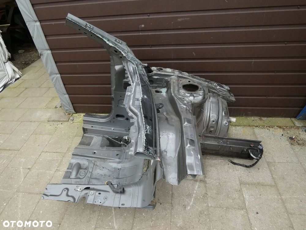MERCEDES CLA W117 PODŁUŻNICA ĆWIARTKA LEWY PRZÓD LEWA - 2