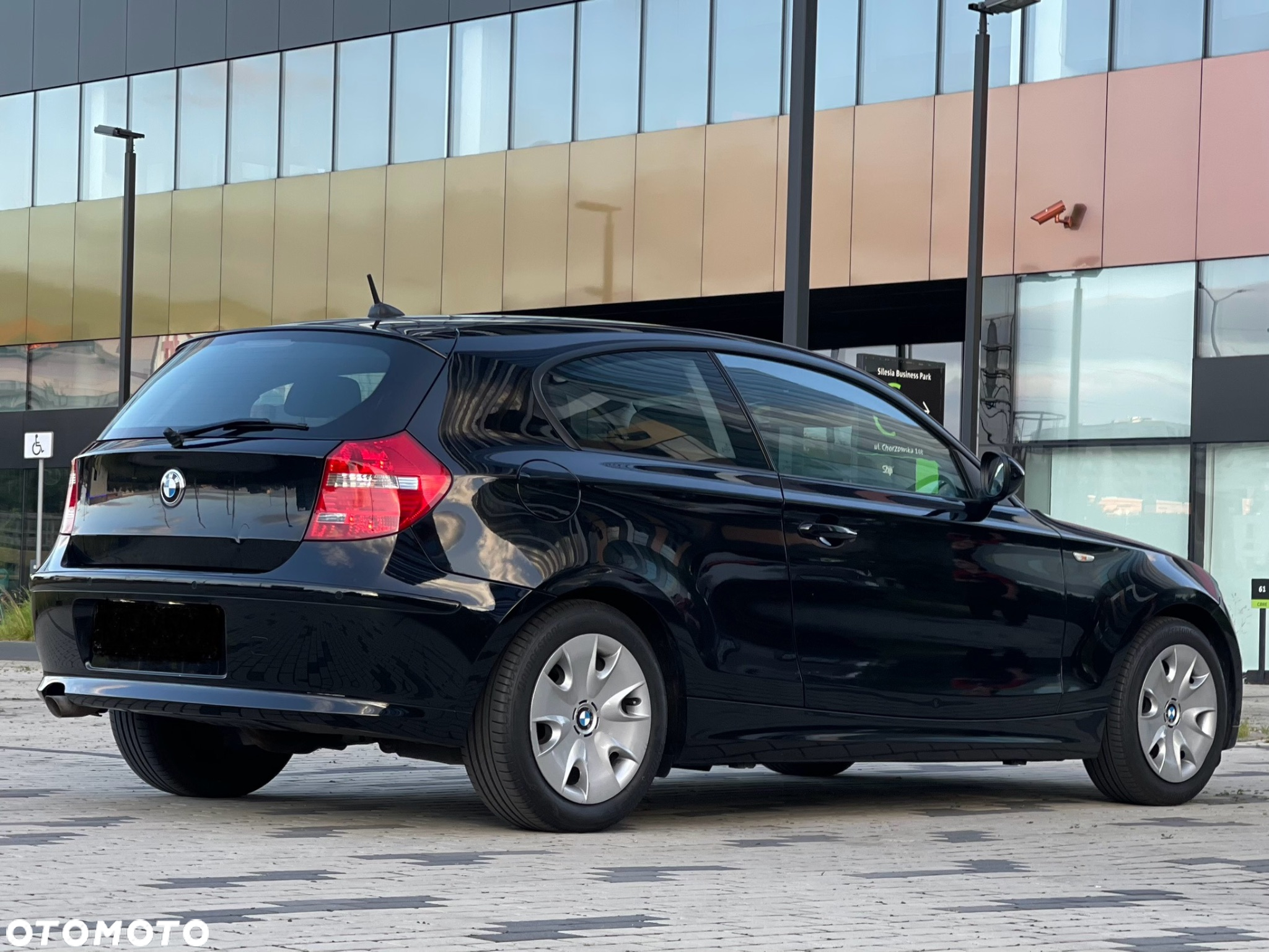 BMW Seria 1 116d - 32