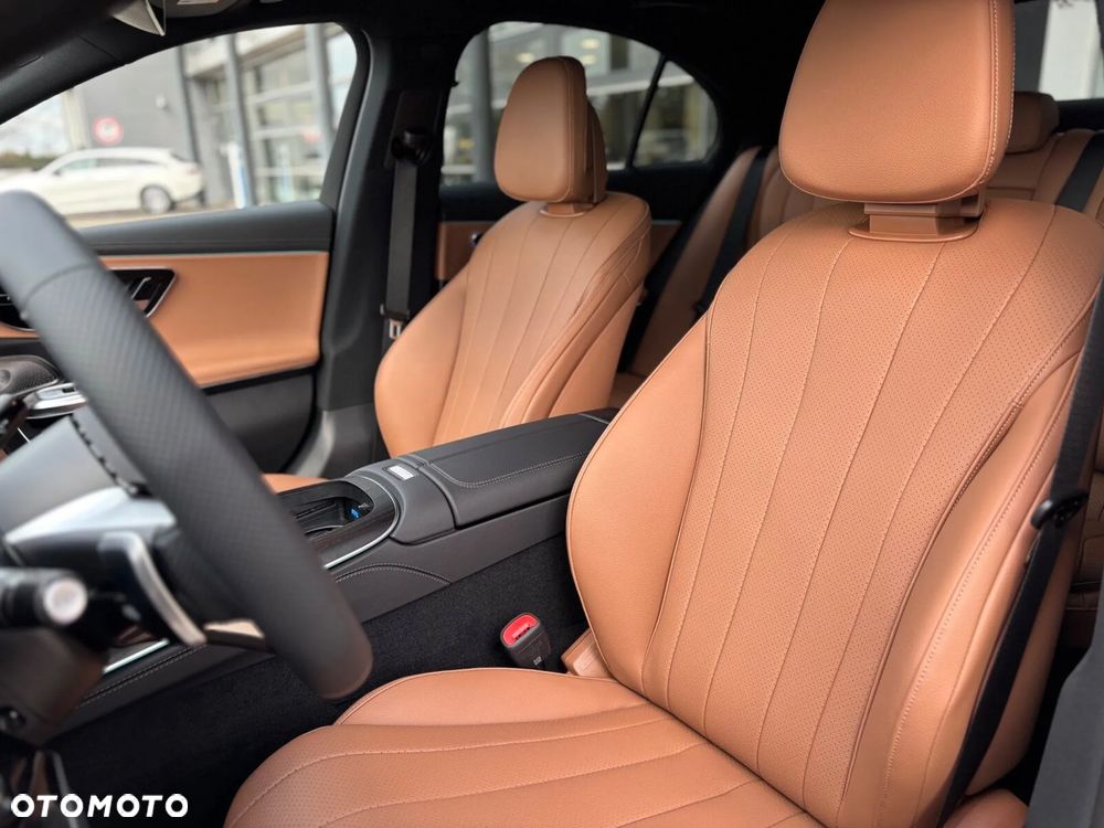 Mercedes-Benz Klasa E 220 d 4-Matic AMG - 5