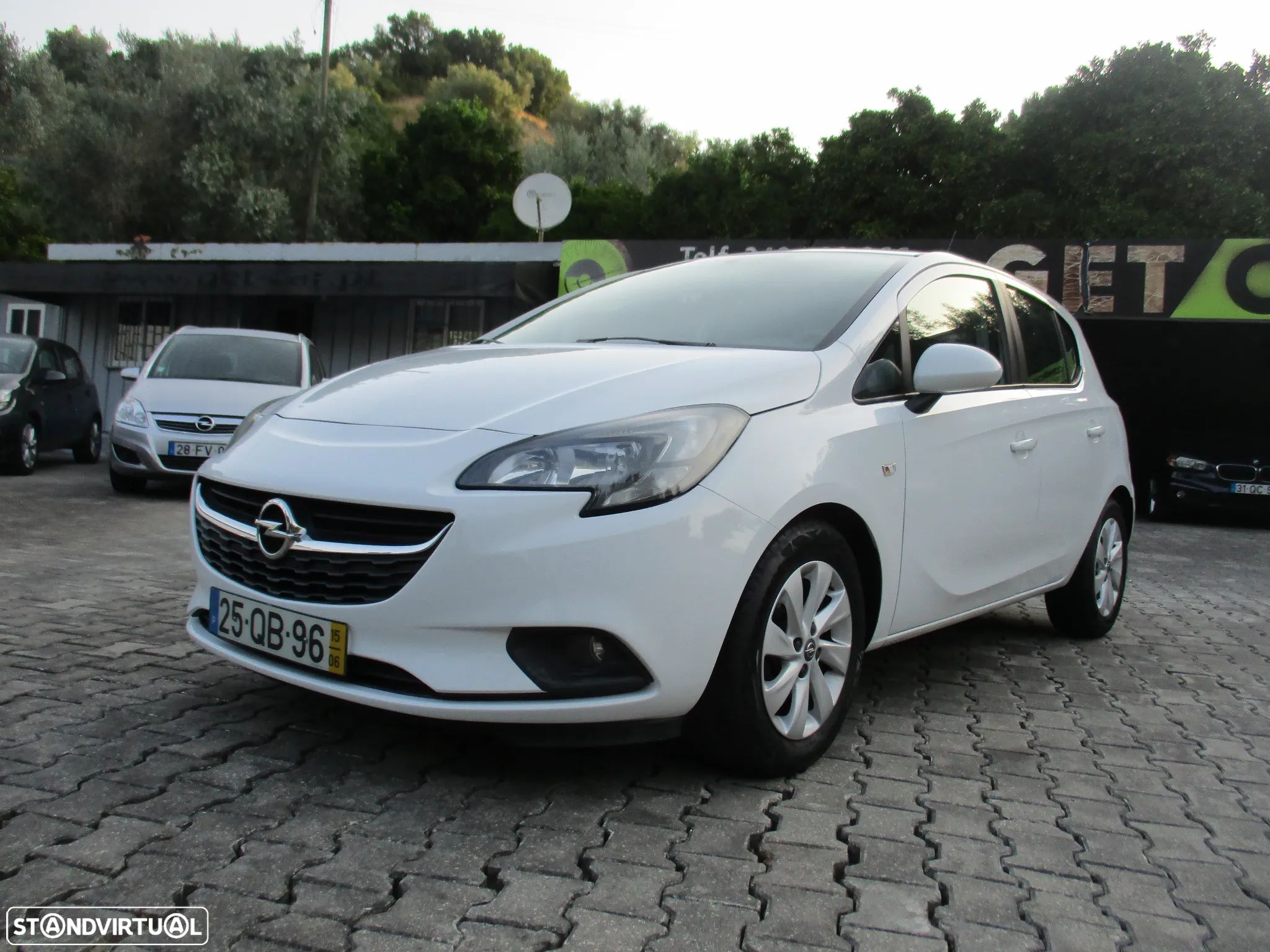 Opel Corsa 1.2 Edition - 1