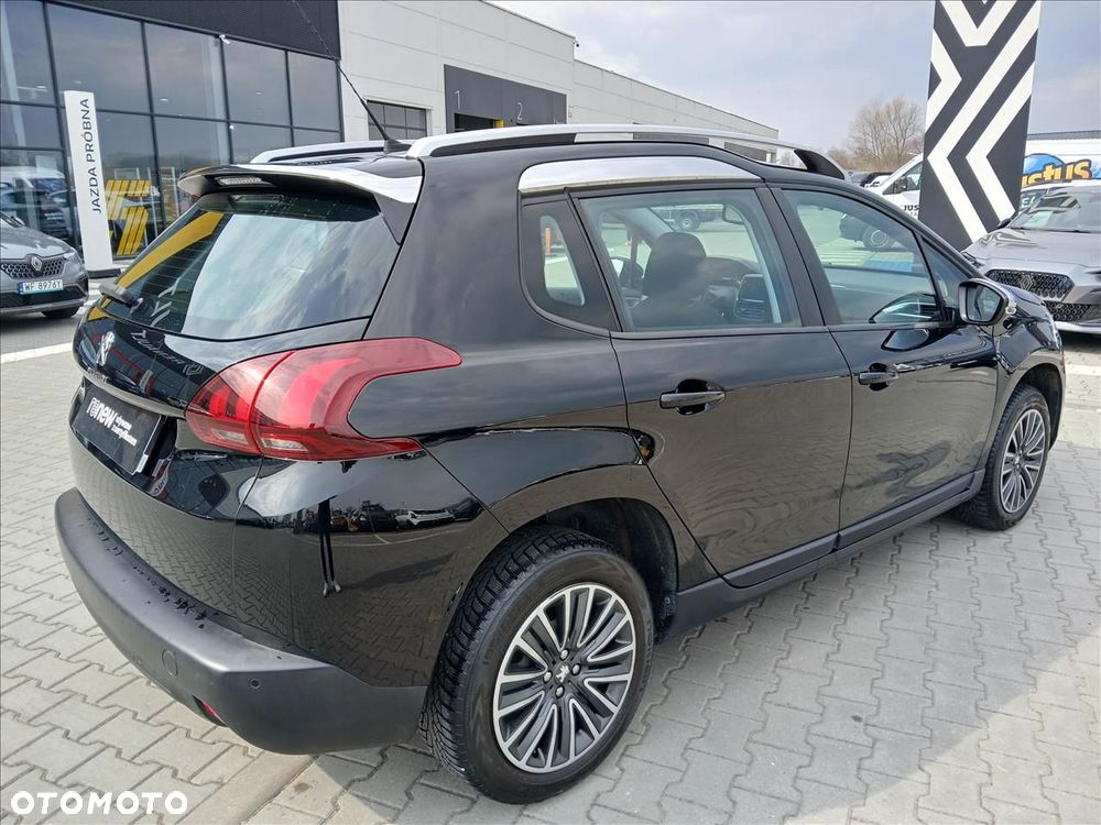 Peugeot 2008 1.2 Pure Tech Active - 3