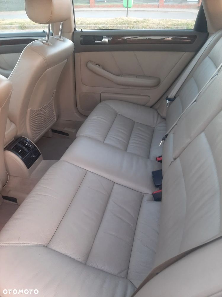 Audi A6 Avant - 9