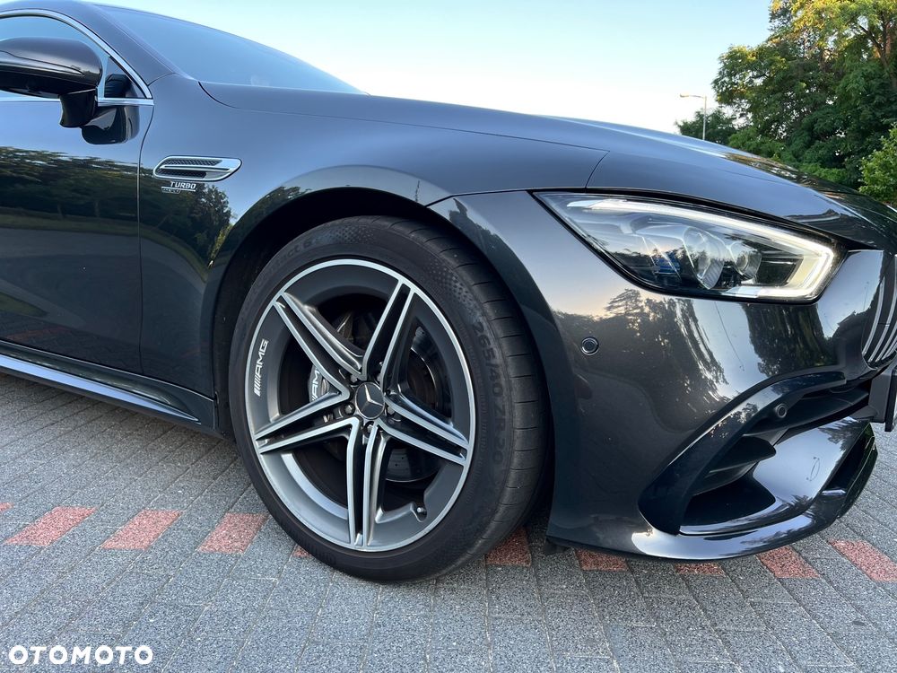 Mercedes-Benz AMG GT 43 4-Matic+ - 9