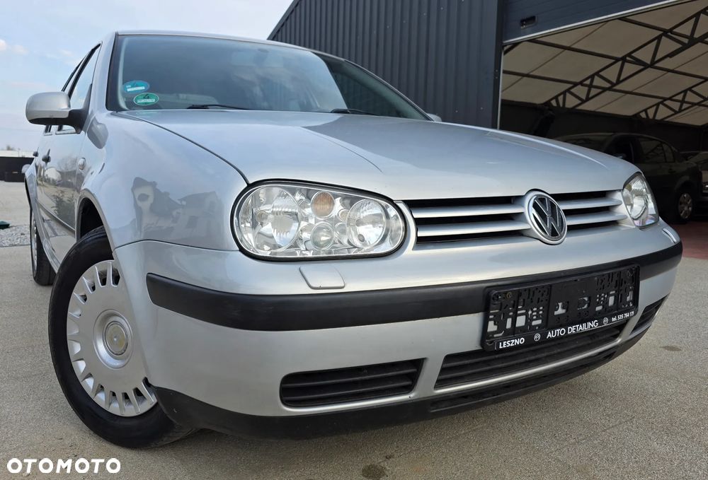 Volkswagen Golf 1.4 Comfortline - 1