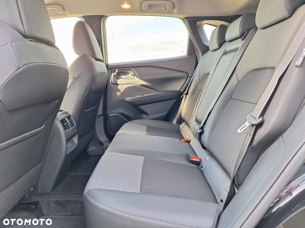 Nissan Qashqai 1.3 DIG-T MHEV N-Connecta Xtronic - 8