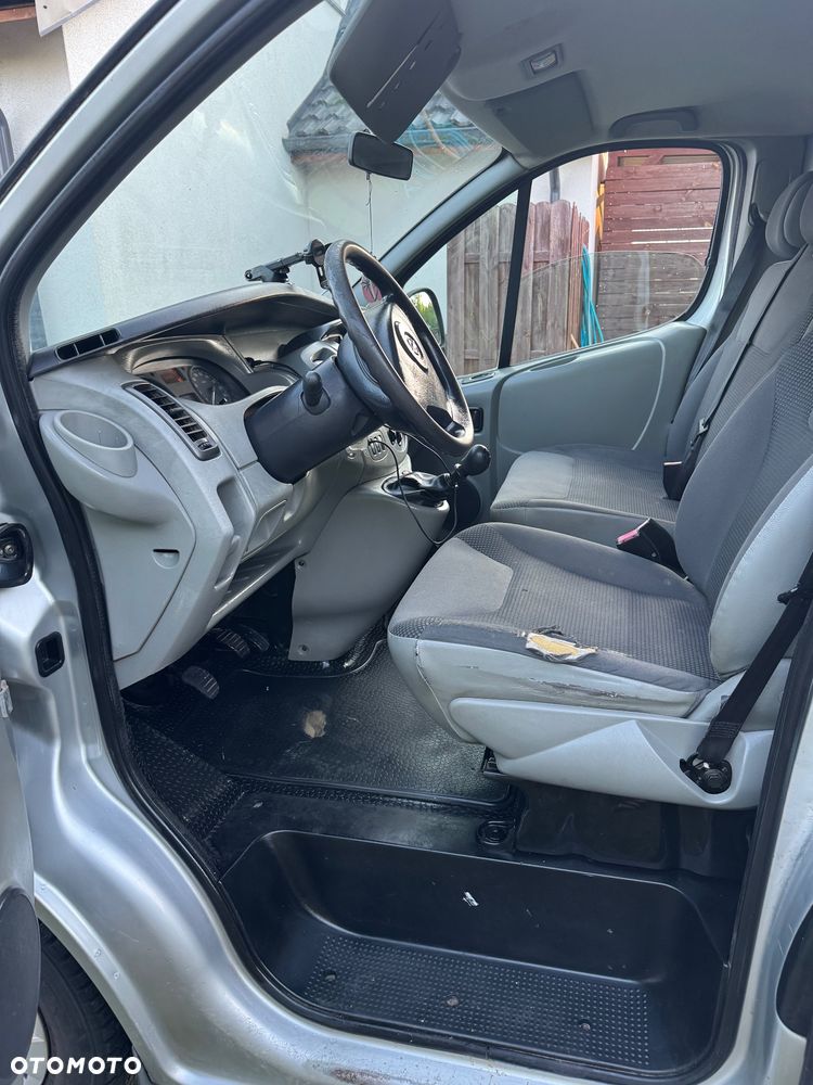 Opel Vivaro Long - 16