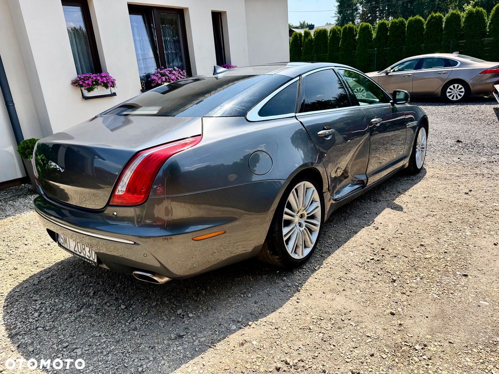 Jaguar XJ 3.0 D V6 Luxury - 2