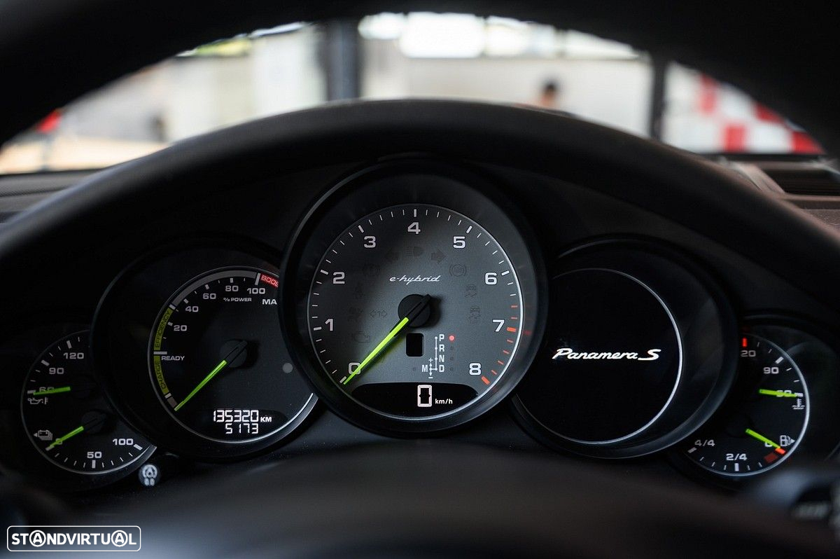 Porsche Panamera S E-Hybrid - 58