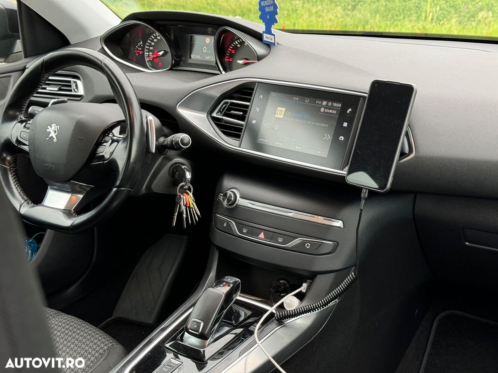 Peugeot 308 BlueHDi 130 EAT6 Stop & Start Active Business-Paket - 6