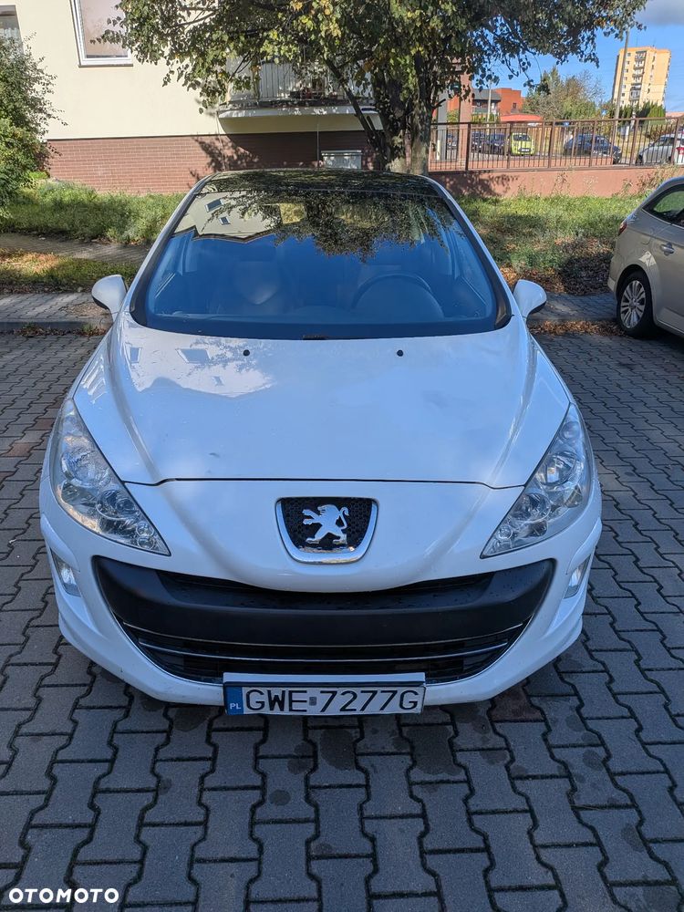 Peugeot 308 2008 photo 2
