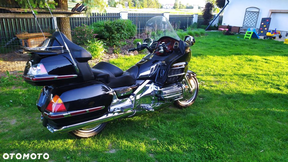 Honda GL - 5