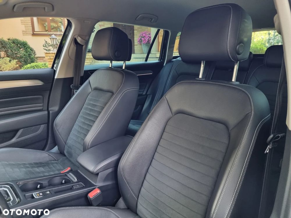 Volkswagen Passat 2.0 TDI 4Mot Elegance DSG - 12