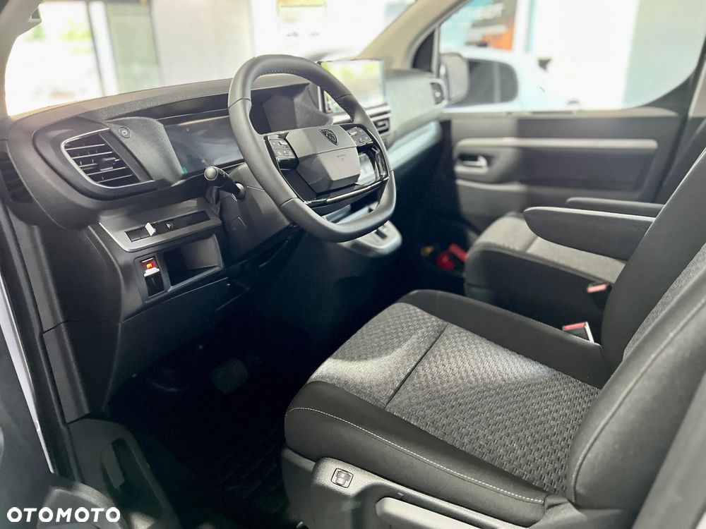 Peugeot Traveller 2.2 BlueHDi Long Business EAT8 - 18
