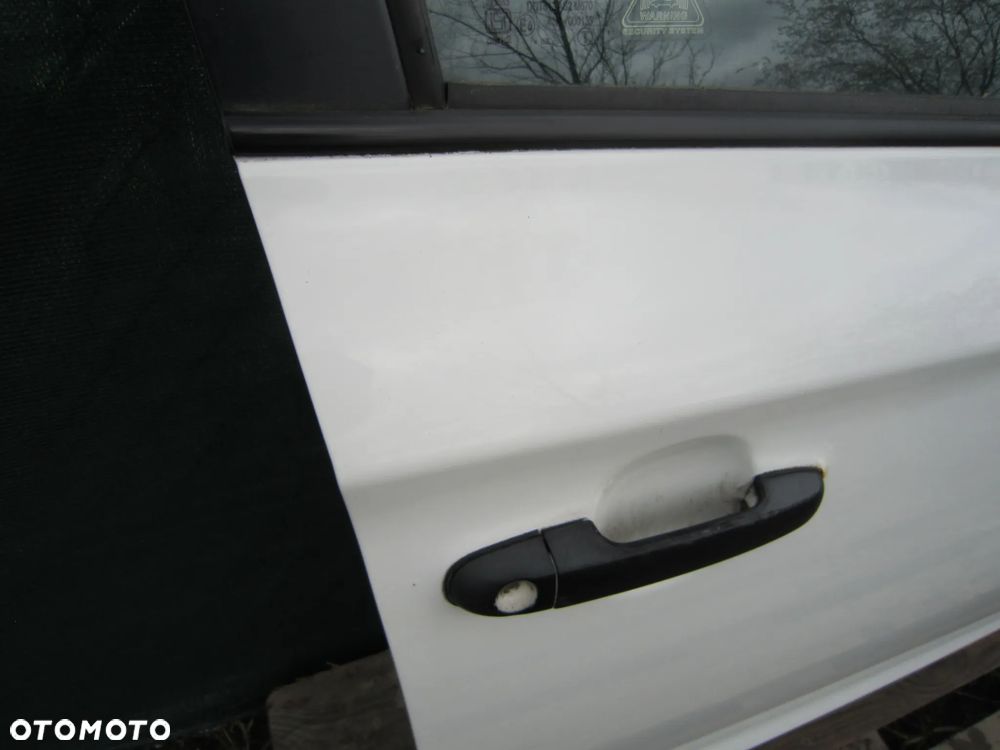 Drzwi przód przednie prawe Hyundai i20 I PSW - 2