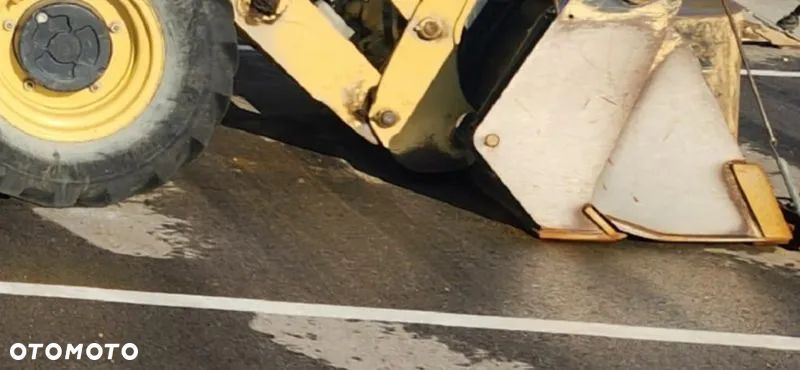 JCB 3 CX , ROK 2016 - 4