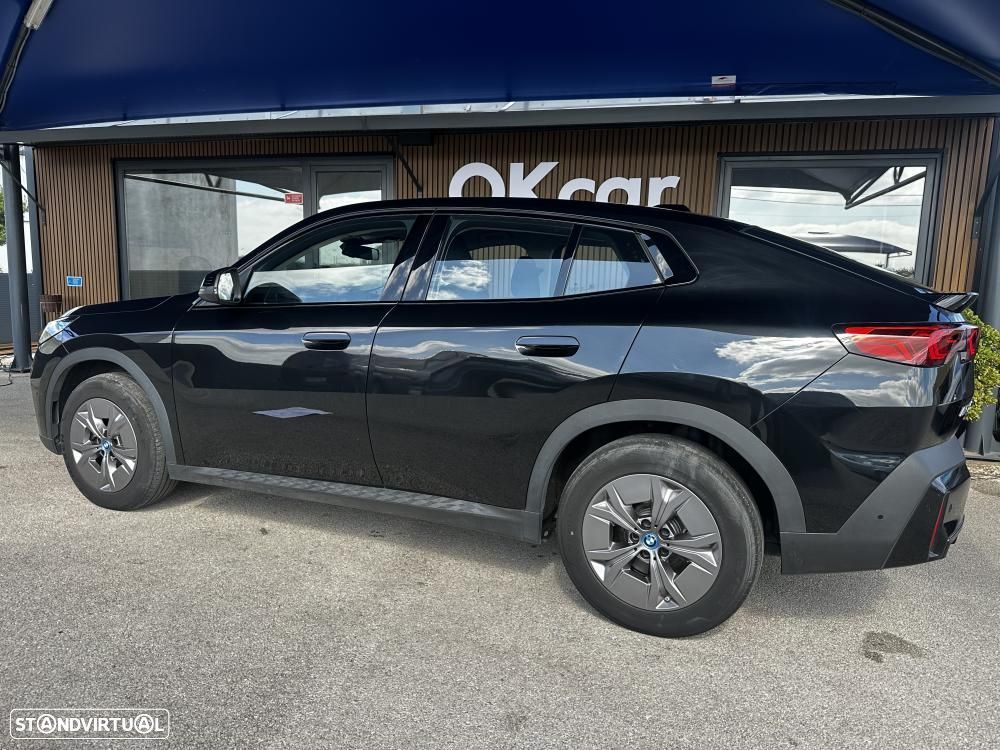 BMW iX2 eDrive20 - 13