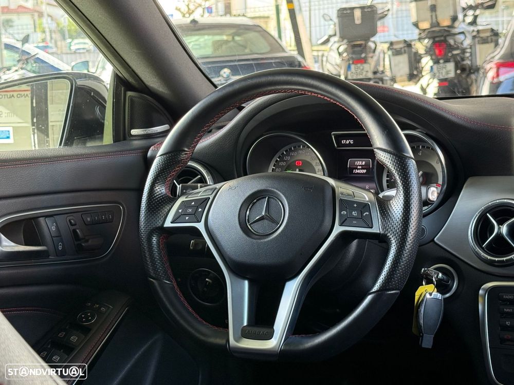 Mercedes-Benz CLA 220 CDI AMG Line Aut. - 42