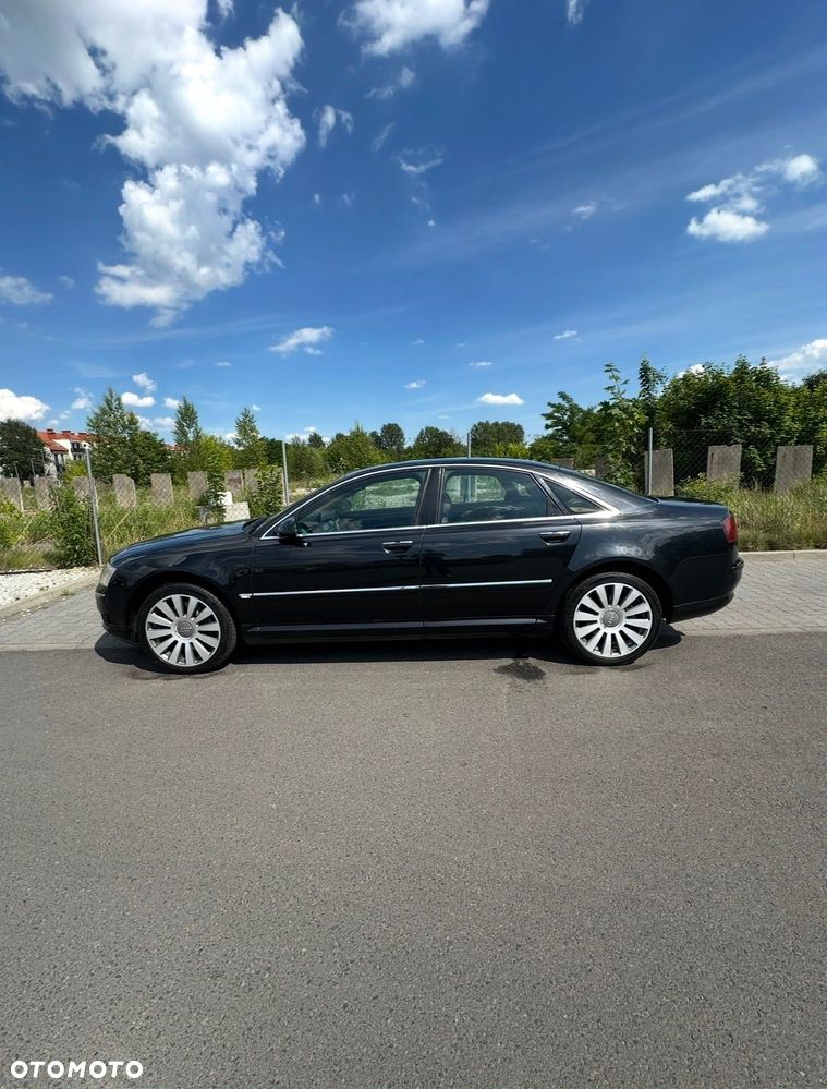 Audi A8 - 3