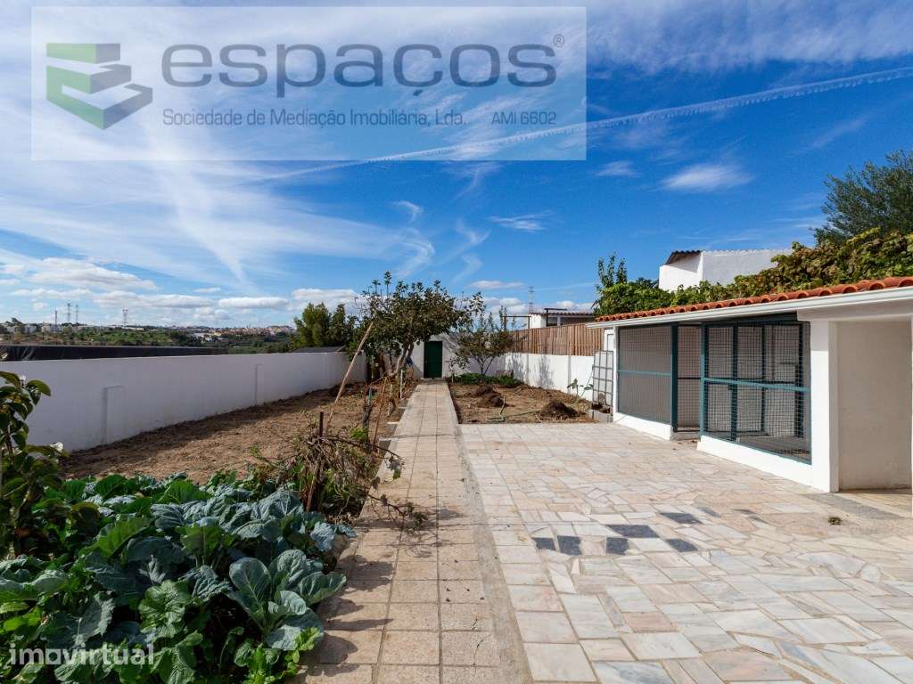 Moradia T7 com Terreno de Cultivo, 2 Garagens e Vista desafogada, B... - Grande imagem: 5/59