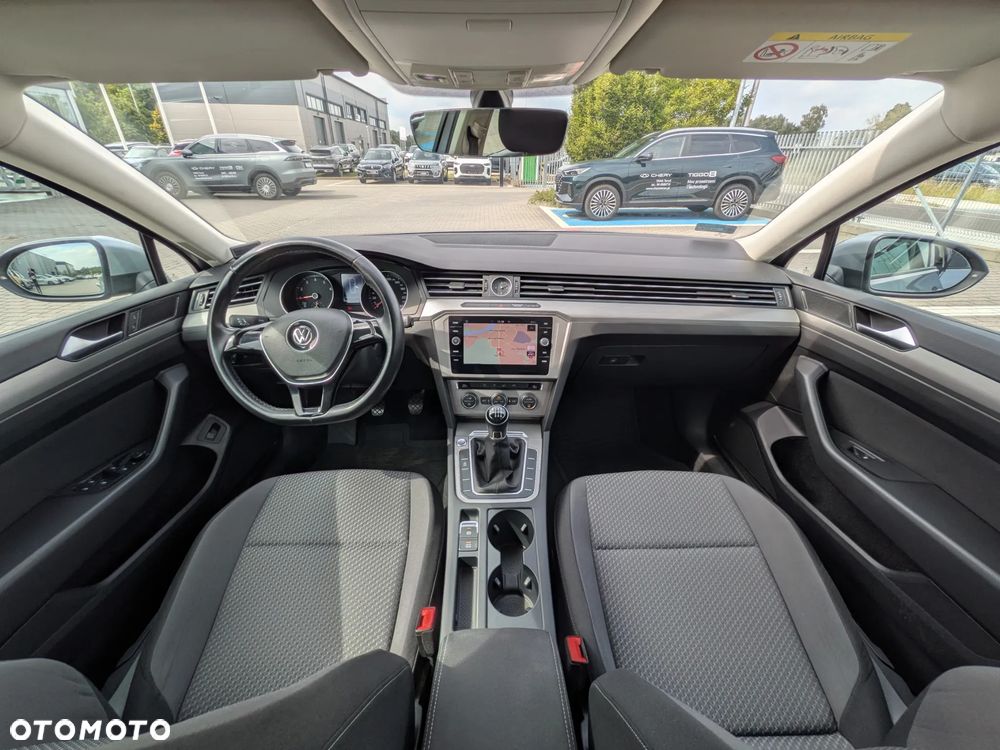 Volkswagen Passat 1.5 TSI EVO Trendline - 25