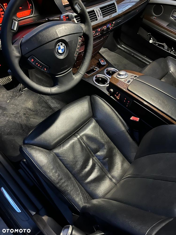 BMW Seria 7 - 7