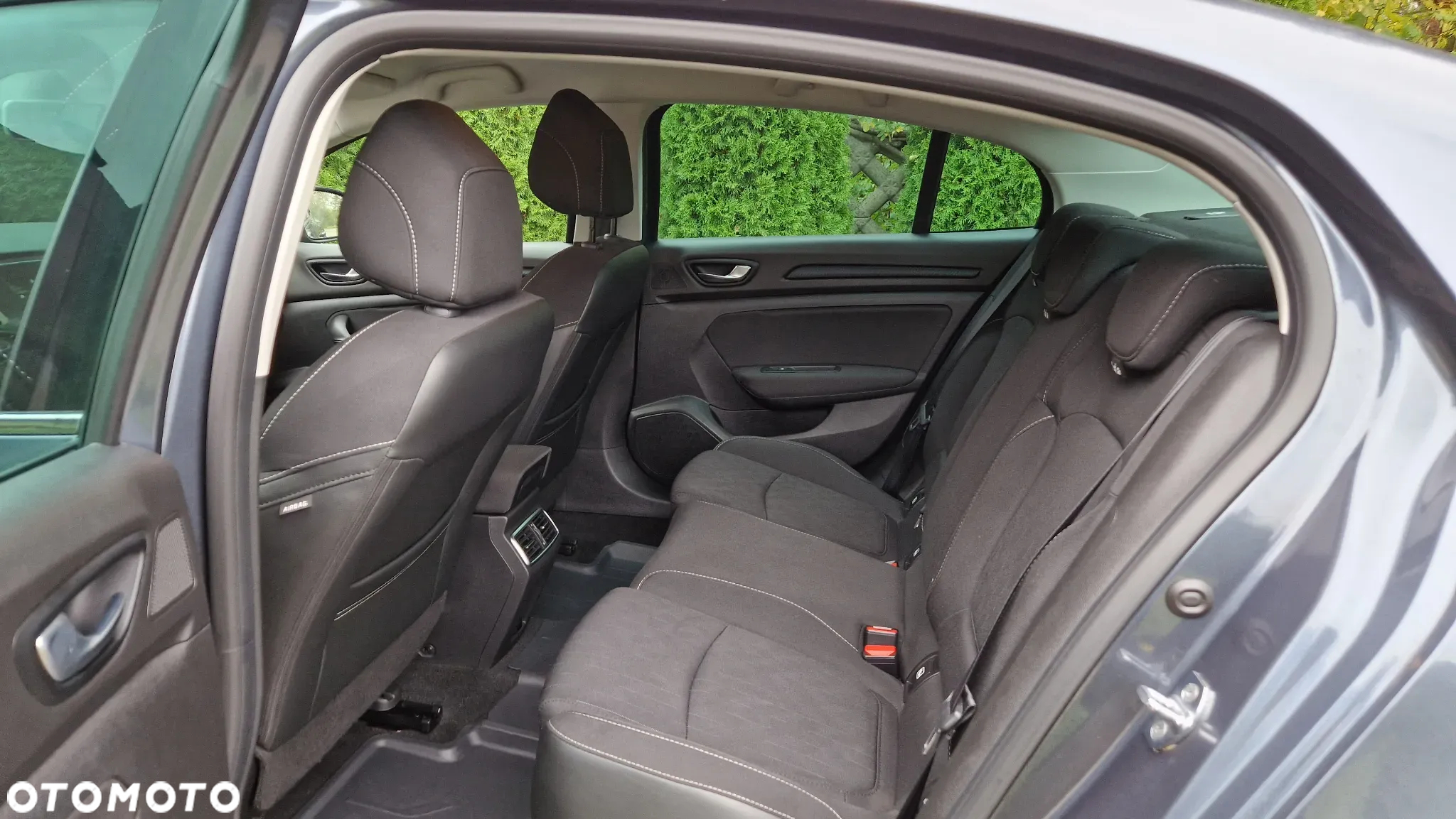 Renault Megane 1.5 Blue dCi Intens EDC - 12