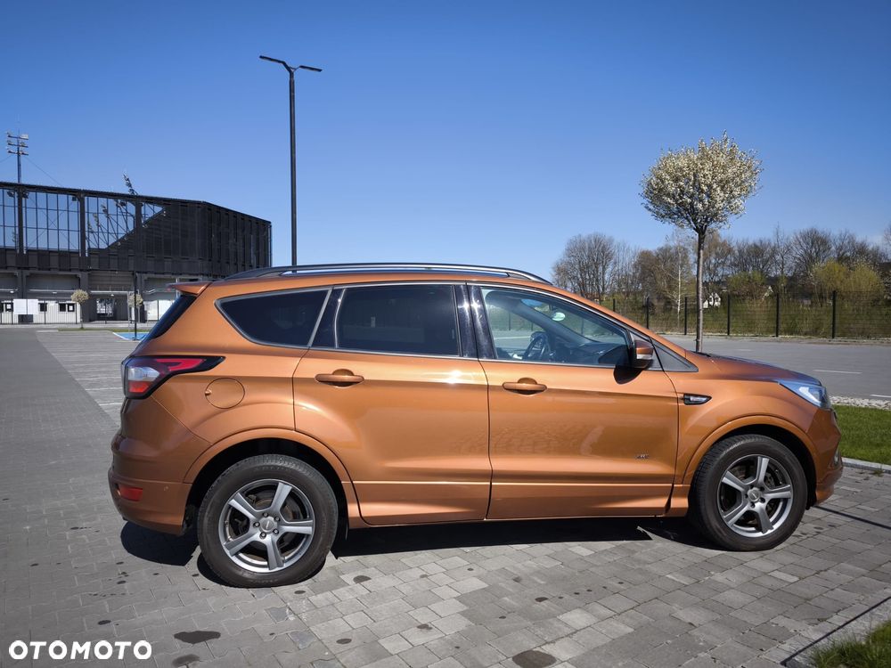 Ford Kuga 2.0 TDCi AWD ST-Line - 2