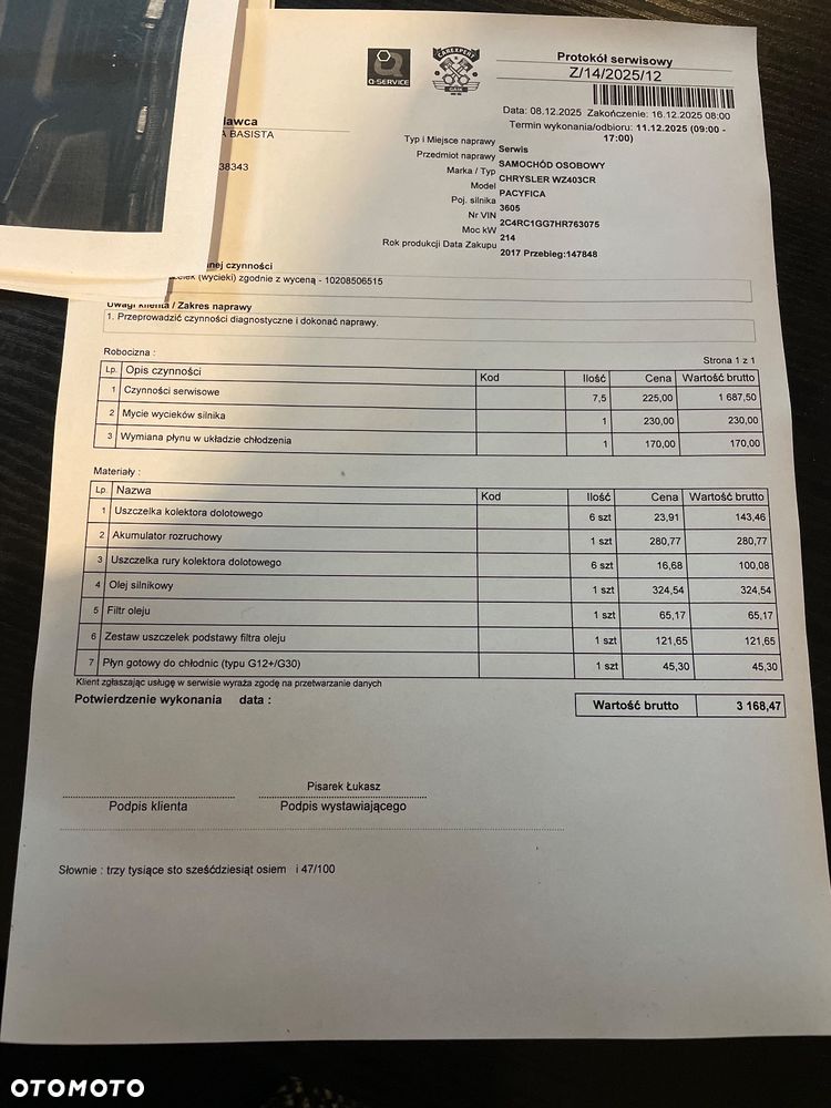 Chrysler Pacifica - 34